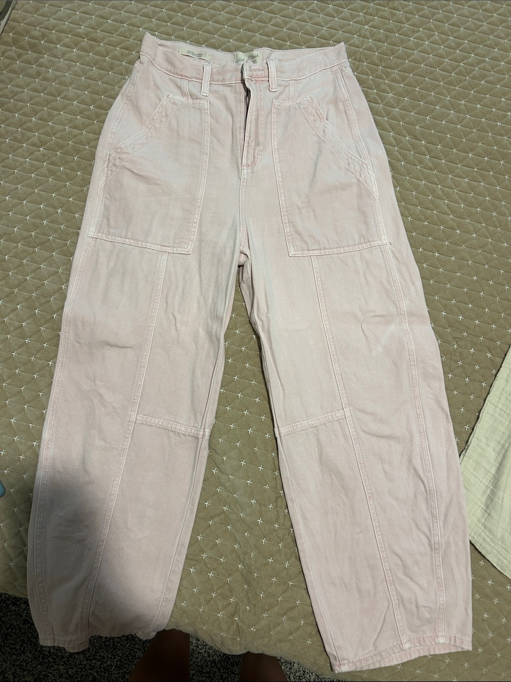 Universal Thread Pastel Pink High-Rise Barrel Jeans